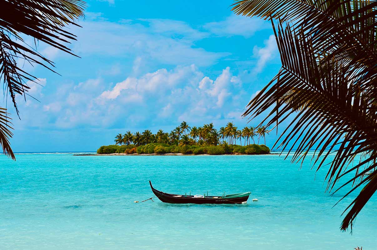 Lakshadweep Island Hopping Adventure: Exploring the Atolls