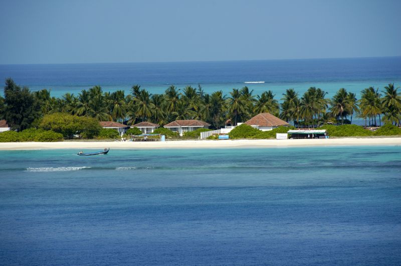 Lakshadweep Island Hopping Adventure: Exploring the Atolls