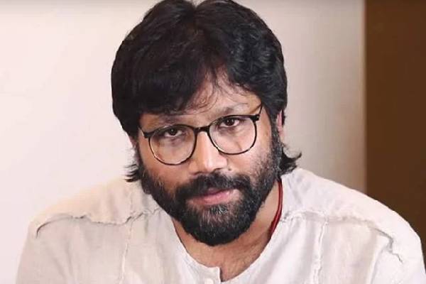 “You Will Feel Like Puking At Farhan Akhtar’s Mirzapur,” Sandeep Reddy On Javed Akhtar’s Criticism - RVCJ Media