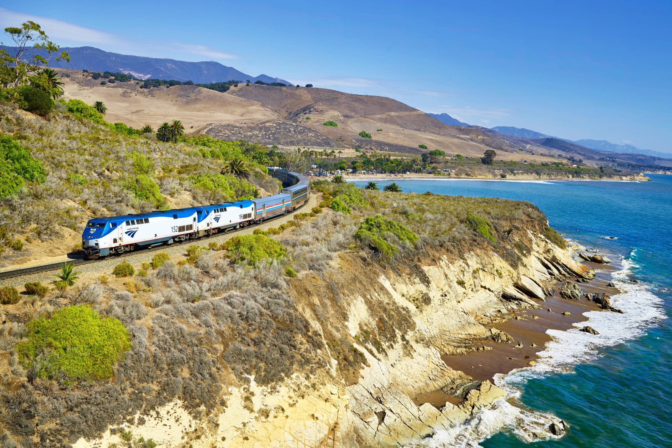 Picturesque Landscapes - 6 Most Scenic Rail Routes Around The World