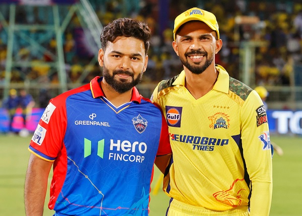 MS Dhoni & Rishabh Pant Hugging Each Other During CSKvsDC Is A Perfect Guru-Shishya Moment - RVCJ Media