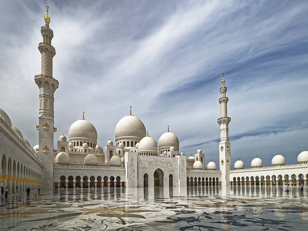 12 Best Places to Visit in the UAE