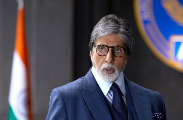 Amitabh Bachchan Shares Post About Jumping Off 30 Ft Cliff With No Harness, VFX - RVCJ Media