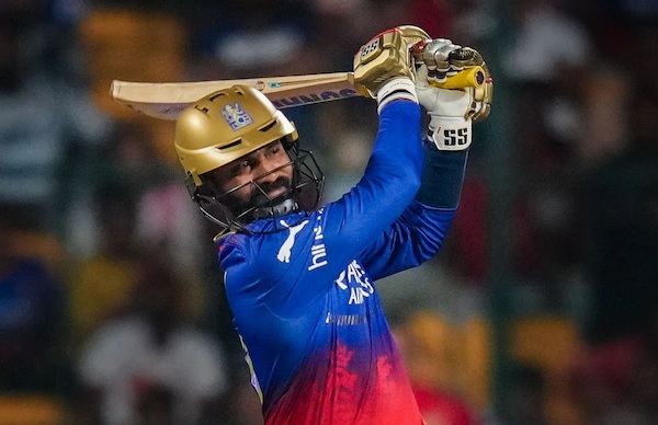 Dinesh Karthik Talks About RCB Fans, Calls Them Incredible But Also Reveals The Dark Side - RVCJ Media