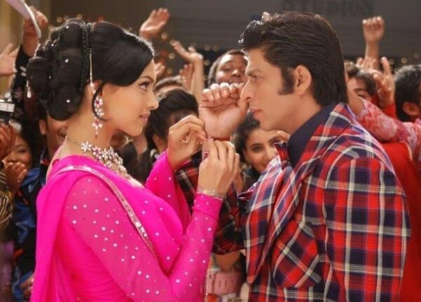 When Farah Khan Revealed Why Amitabh Bachchan Was Not Seen In Om Shanti Om’s Deewangi Song - RVCJ Media