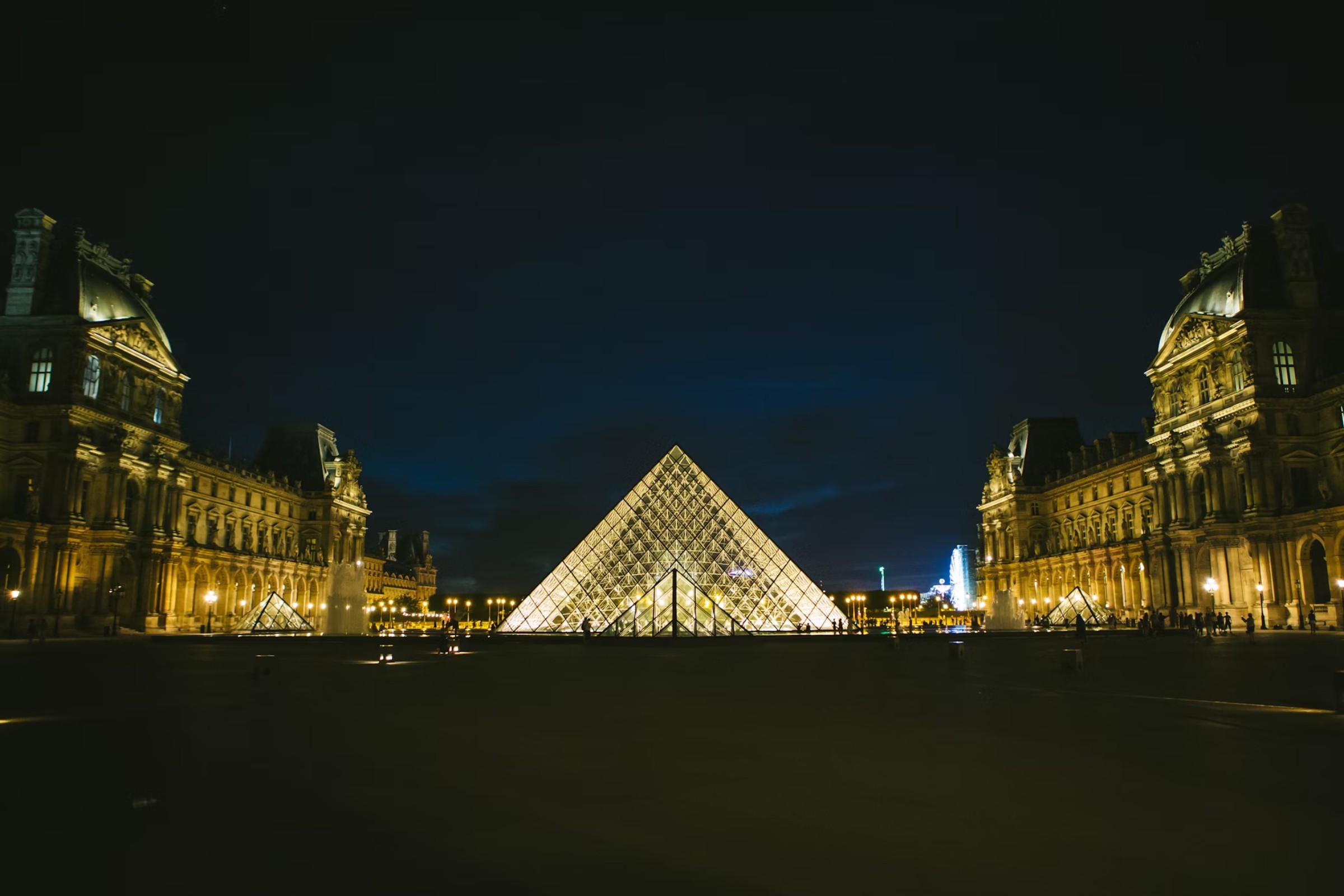 9 Best Instagrammable Places In Paris - Louvre Pyramids