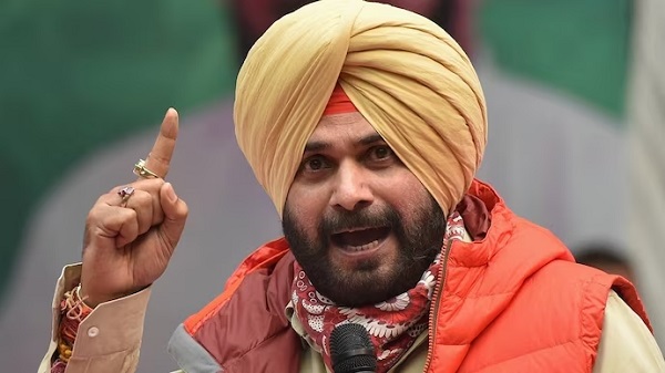 “MS Dhoni ‘Yugpurush’ Hain,” Navjot Singh Sidhu Showers Praises On Dhoni In Poetic Style - RVCJ Media