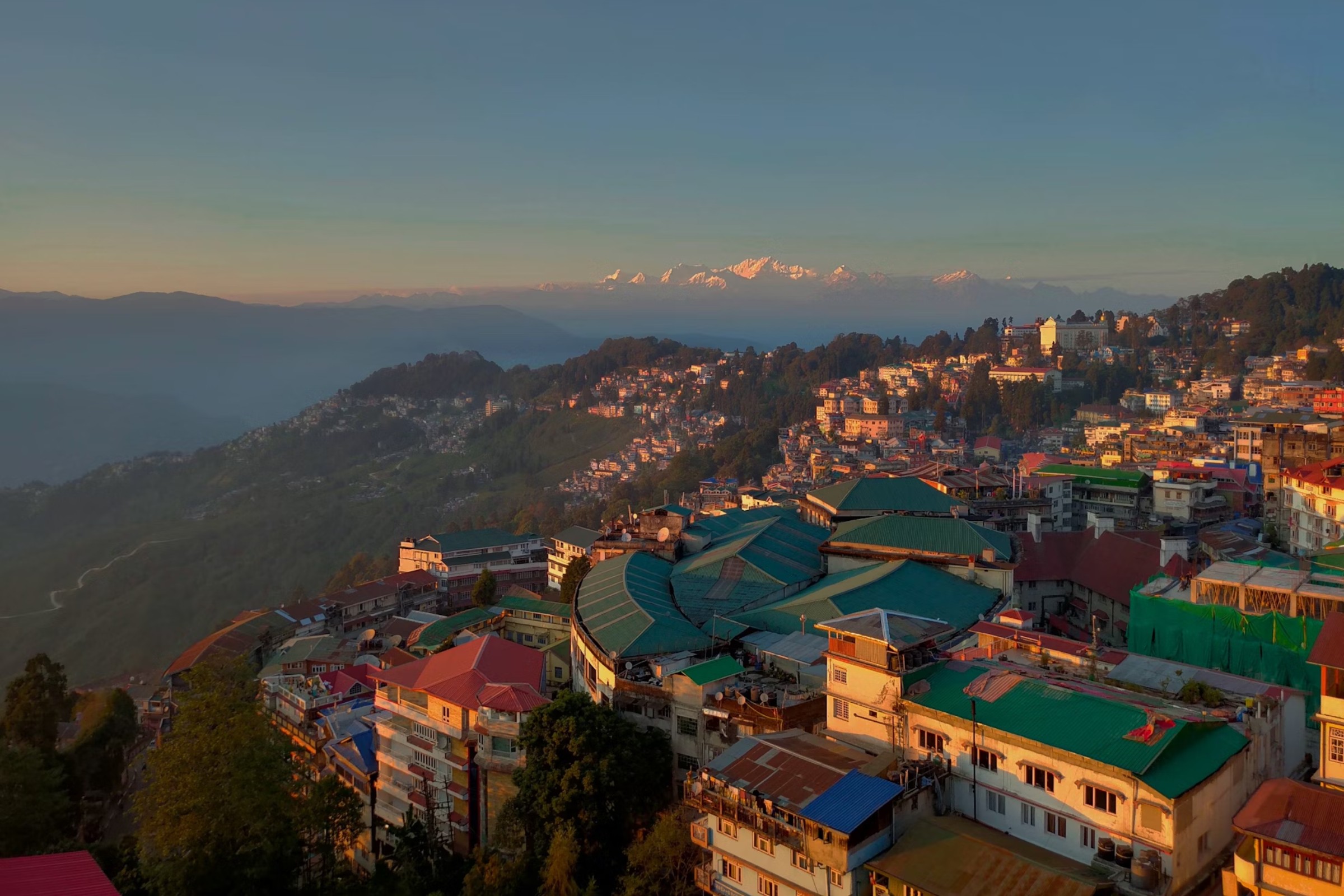 9 Travel Destinations In India For Summer Vacations - Darjeeling