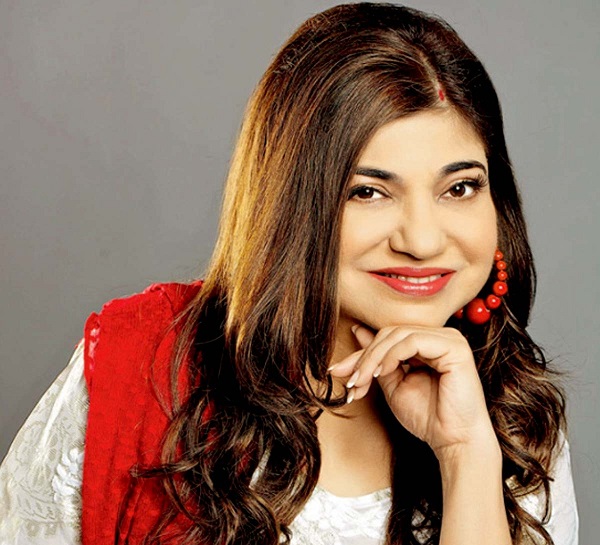 Alka Yagnik Breaks Silence On Being Diagnosed With Rare Sensory Neural Nerve Hearing Loss - RVCJ Media