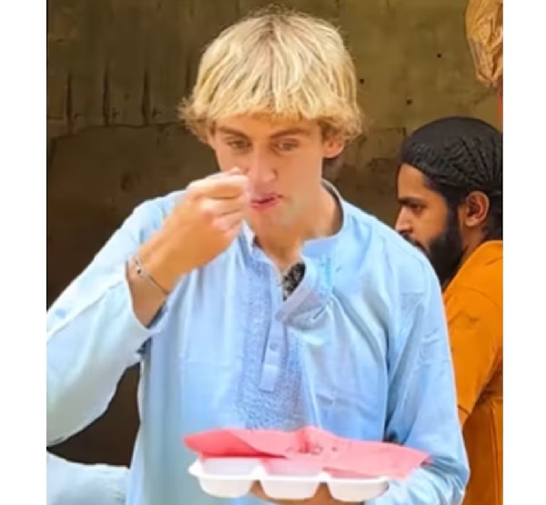 US Vlogger Ate Street Food In Pakistan Because He Wanted To Get Food Poisoning, Seriously? - RVCJ Media