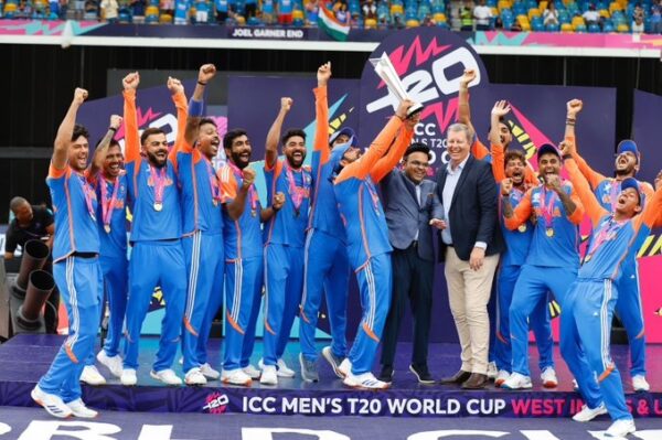 Virat Kohli Made Everyone Sing “Vande Mataram” After T20 WC Final Victory? Watch The Video - RVCJ Media