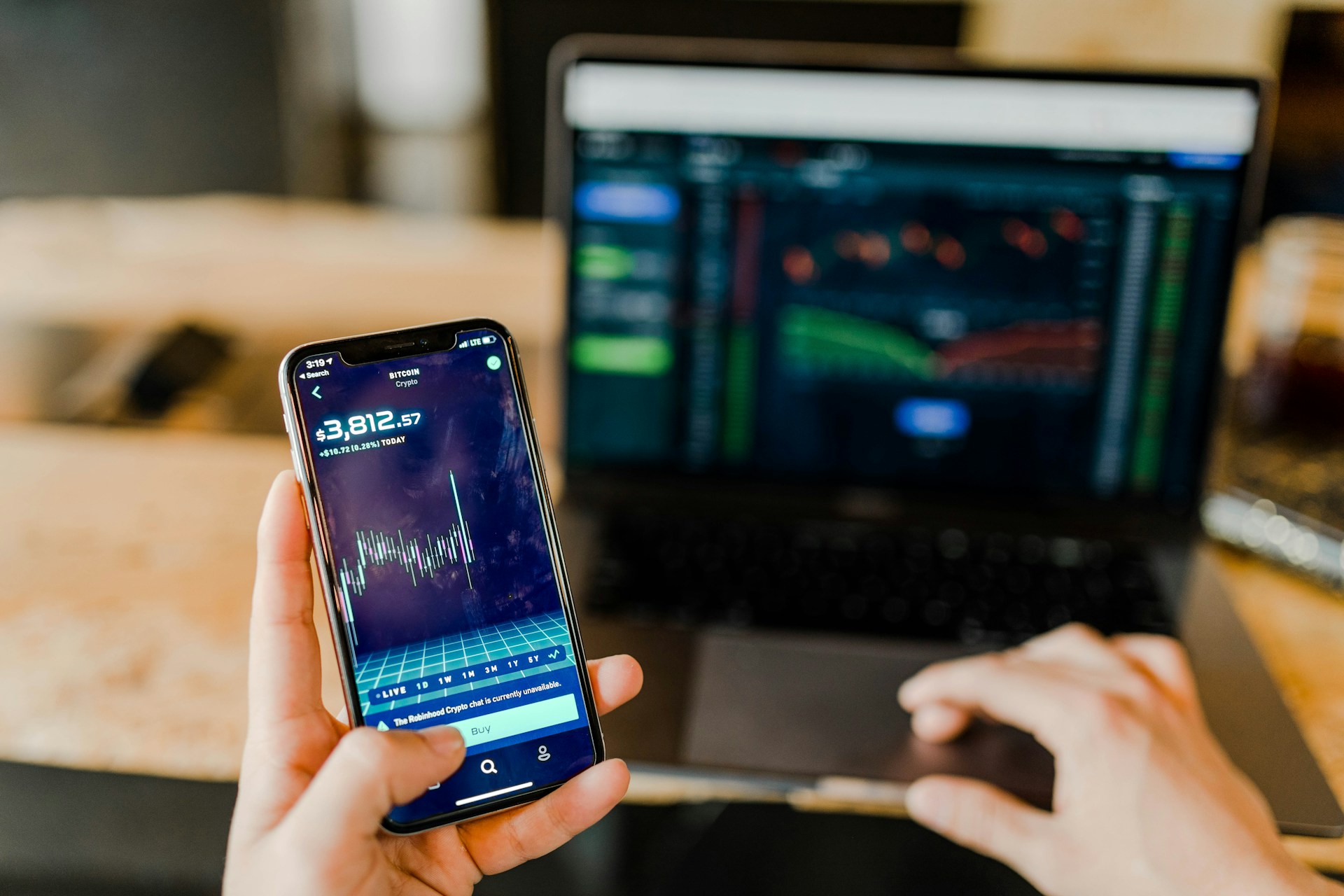 Bitcoin Investment Apps for Professional Traders: What’s Available?