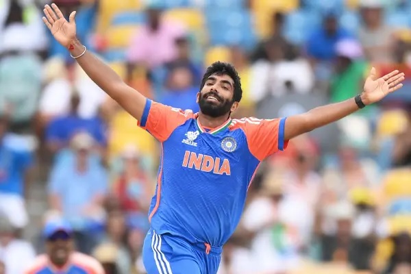 DK Calls Jasprit Bumrah A Kohinoor Diamond, Makes A Special Request For Him From Management - RVCJ Media