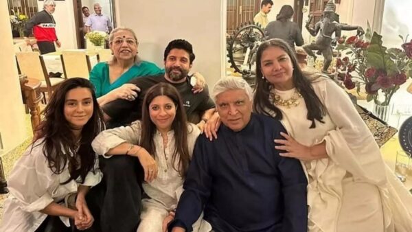 Javed Akhtar Feels Guilty Towards His First Wife Honey Irani, Blames Himself For Failed Marriage - RVCJ Media