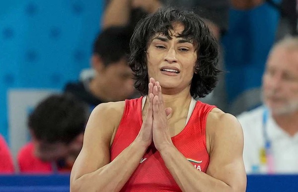 Heartbroken Vinesh Phogat Retires From Wrestling After Olympics Disqualification - RVCJ Media