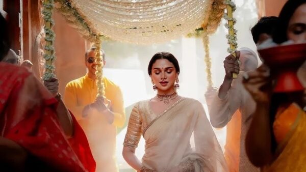 Aditi Rao Hydari & Siddharth Get Married In A Secret Ceremony, Share First Photos - RVCJ Media