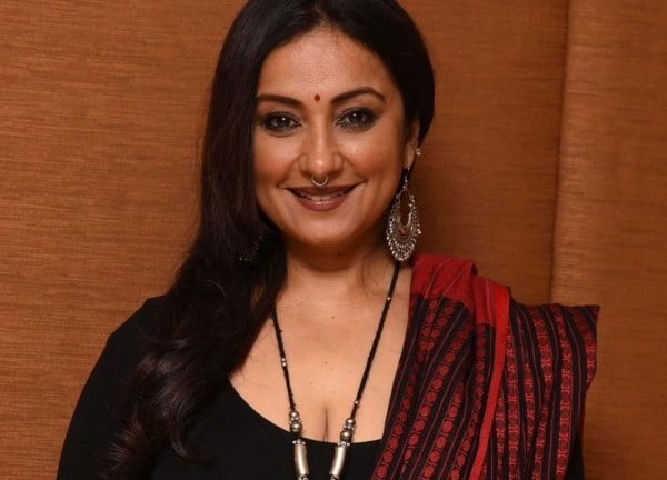 Divya Dutta Hits Out At IndiGo Airlines For Horrendous Experience After Flight Cancellation - RVCJ Media