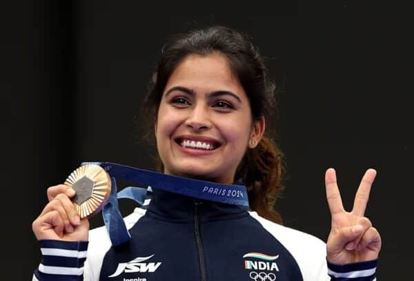 Manu Bhaker Gave A Kickass Reply To Online Trolling For Wearing Her Olympic Medals At Events - RVCJ Media