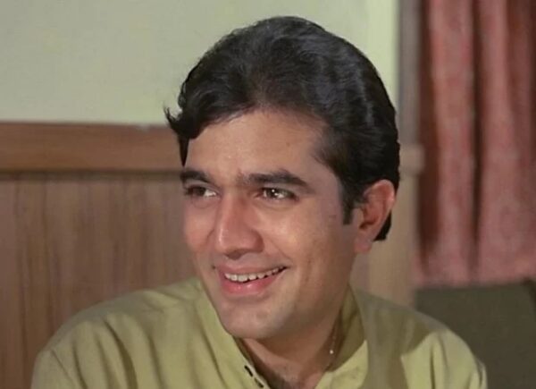 When Rajesh Khanna Said That He Would Be Envy Of Amitabh Bachchan’s Success And Work - RVCJ Media