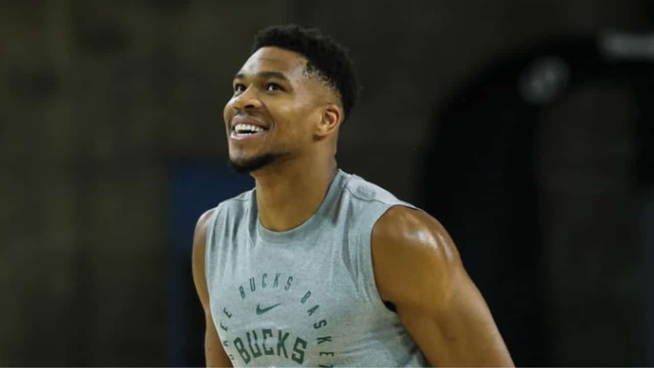 The Top 10 Highest-Paid Athletes in the World - Antetokounmpo