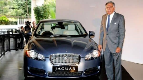 11 Unknown & Fascinating Facts About Ratan Tata, The Legendary Business Tycoon - RVCJ Media