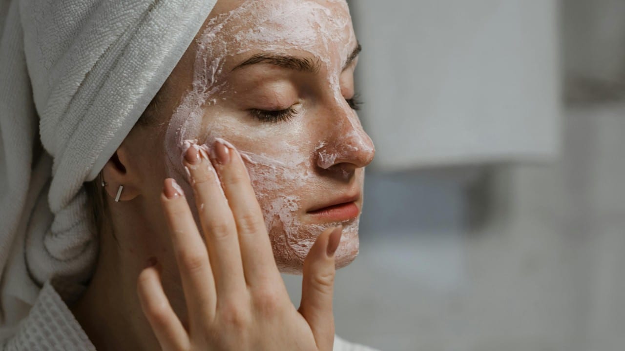 Top 10 Winter Skincare Routine - Face Mask