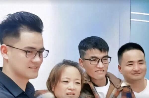 Chinese Man Who Reunited With Family After 34 Yrs Got Separated Just After One Year Because… - RVCJ Media