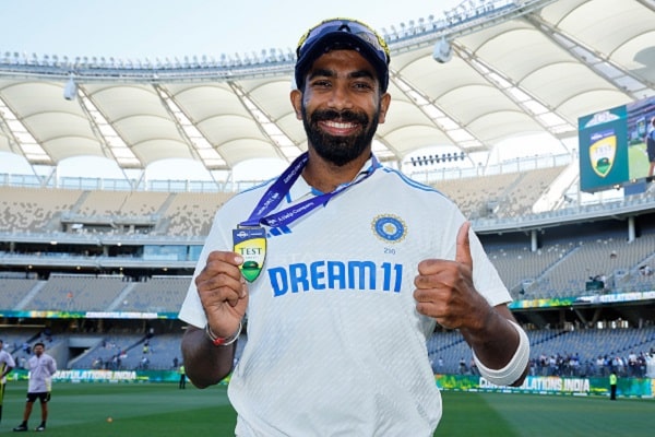 Jasprit Bumrah Laughs At The News Of Being Advised Bed Rest, Calls It Fake - RVCJ Media