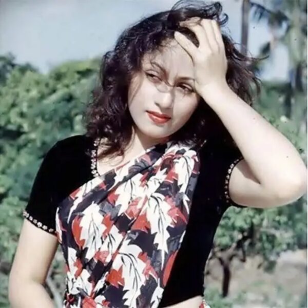 Do You Know Popular Actress Madhubala Once Proposed To A Villain At Her Career’s Peak? - RVCJ Media