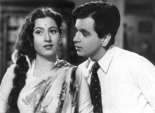 Do You Know Popular Actress Madhubala Once Proposed To A Villain At Her Career’s Peak? - RVCJ Media