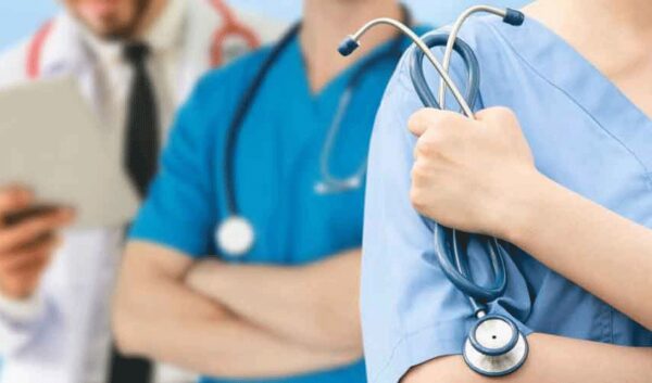 Delhi Man Paid Rs 2300 Fee For Senior Doctor At Apollo, Got Checked Up By Only His Assistant - RVCJ Media